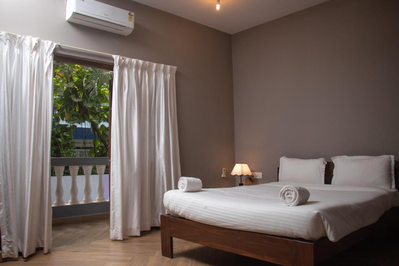 The Sovereign Villa Candolim Esterno foto